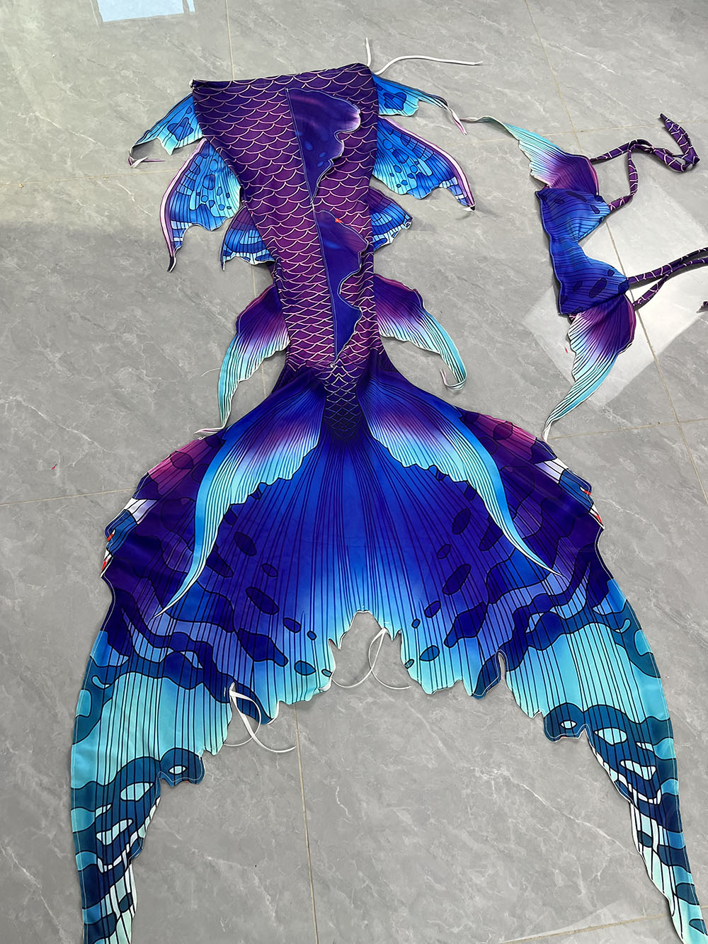 ชุดหางนางเงือกหลากสีสัน สำหรับ - Aquarium บทวิจารณ์และราคา